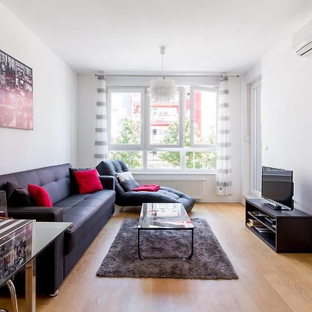 Flexible Selfcheckins 9 - Zagreb - Garage - Electric Vehicle Ccharger - Loggia - New - Apartments Repinc 9 Exterior foto